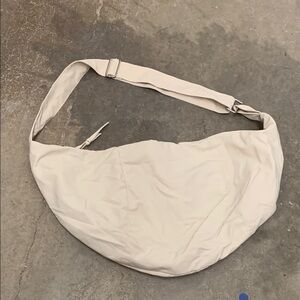 Large crossbody banana bag